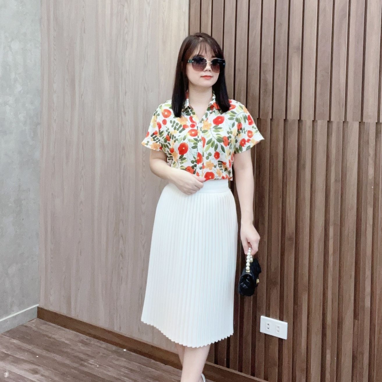Áo sơ mi nữ cộc tay họa tiết hoa 3D chất liệu lụa mềm mịn thoáng mát EvaClothes