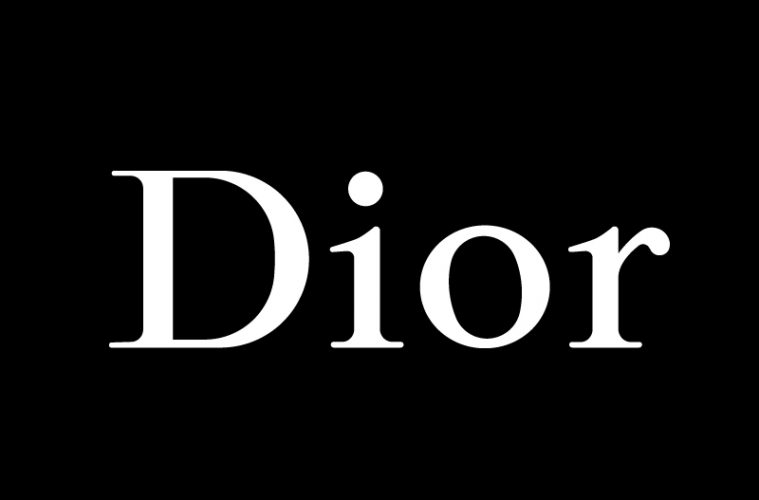 Phấn nước Dior là sản phẩm vượt trội trong việc làm đẹp. Với chiết xuất tự nhiên và công thức ưu việt, phấn nước Dior sẽ khiến làn da bạn trở nên mịn màng và rạng rỡ.