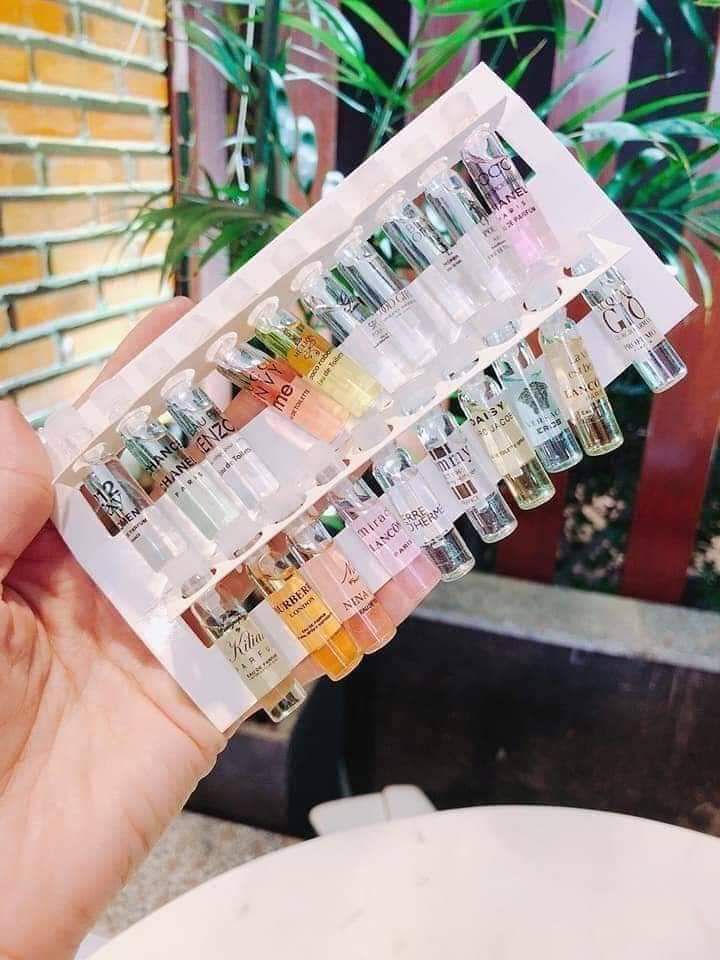 Sét 20 ống nước hoa mini - Sét 20 lọ nước hoa Tháp mini