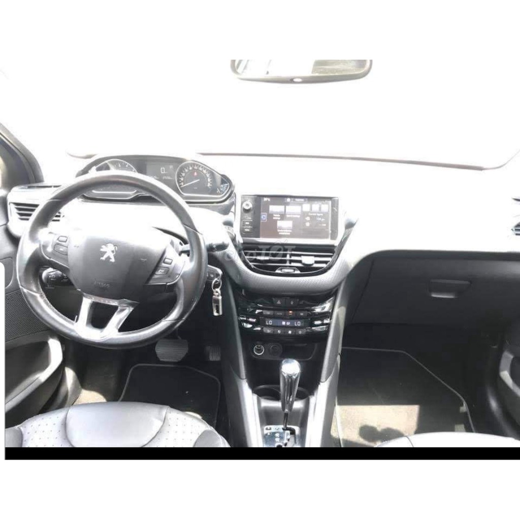 Mặt dưỡng cho xe peugeot 208 2009-2018 jack nguồn