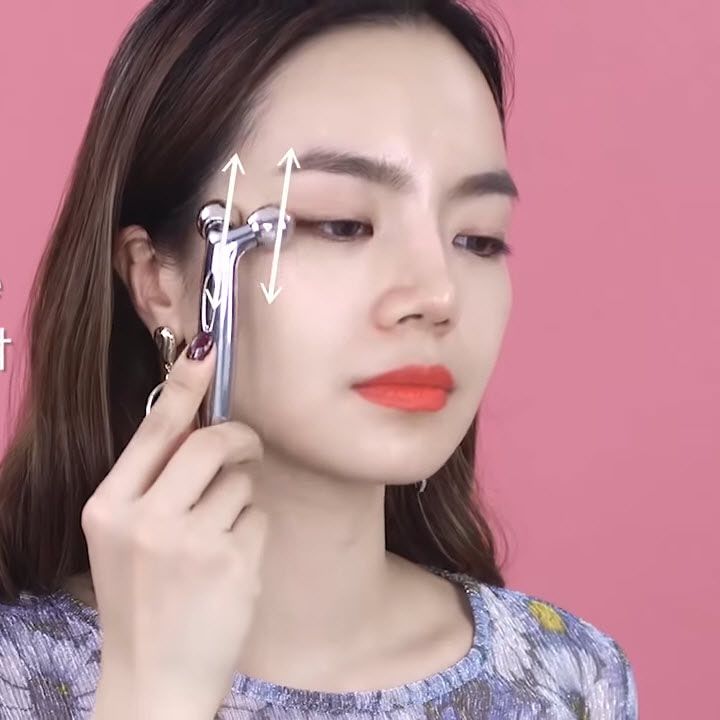 Cây lăn massage mặt 3d