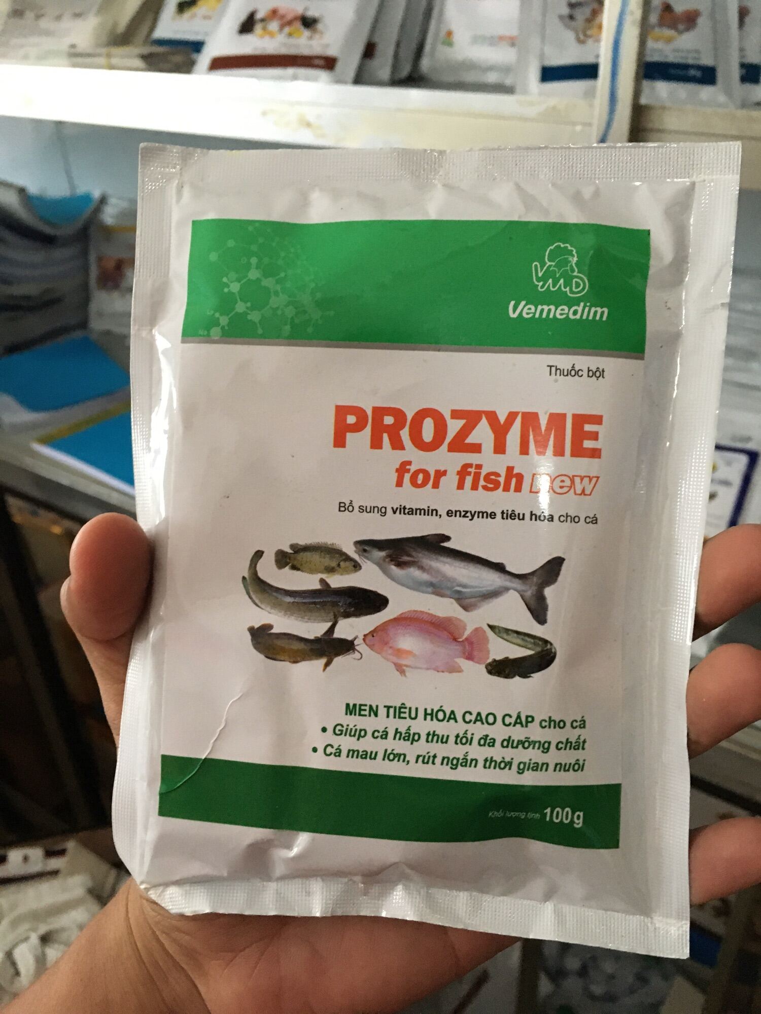 Prozyme for fish new, bổ sung vitamin và enzyme tiêu hóa cho cá, GÓI 100 GAM