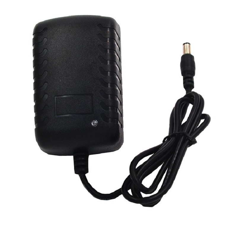 Sạc điện bình ắc qui 6V1A tự ngắt khi đầy, đèn báo trạng thái làm việc, chân cắm tiêu chuẩn (Đen)
