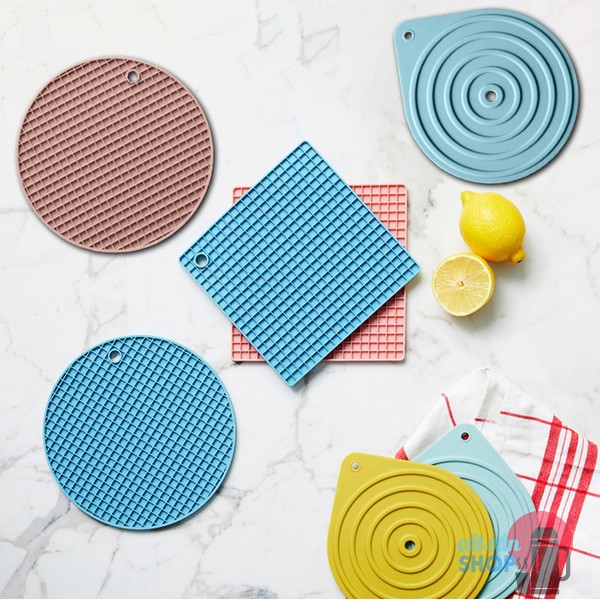 Miếng lót nồi nhấc nồi Lock&Lock bằng silicone chịu được nhiệt độ cao 200 độ C màu Pastel CKT218 CKT219