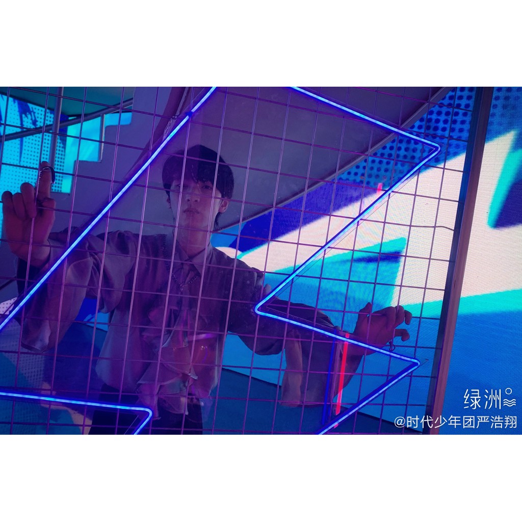 Tấm Postcard cao cấp 260gsm in hình NGHIÊM HẠO TƯỜNG TNT THỜI ĐẠI THIẾU NIÊN ĐOÀN A5 ảnh đẹp nhiều mẫu thần tượng