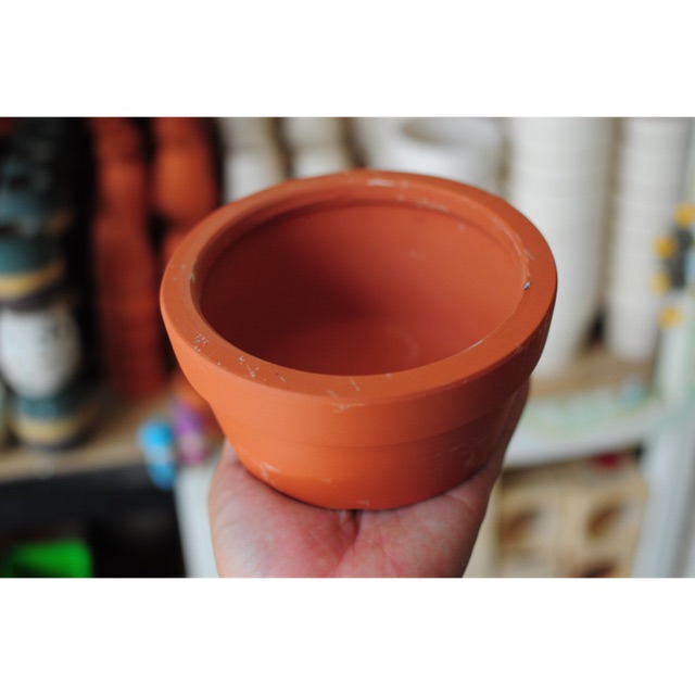Chậu đất nung 14cm, cam kết hàng đúng mô tả, chất lượng đảm bảo, inbox shop để được tư vấn thêm