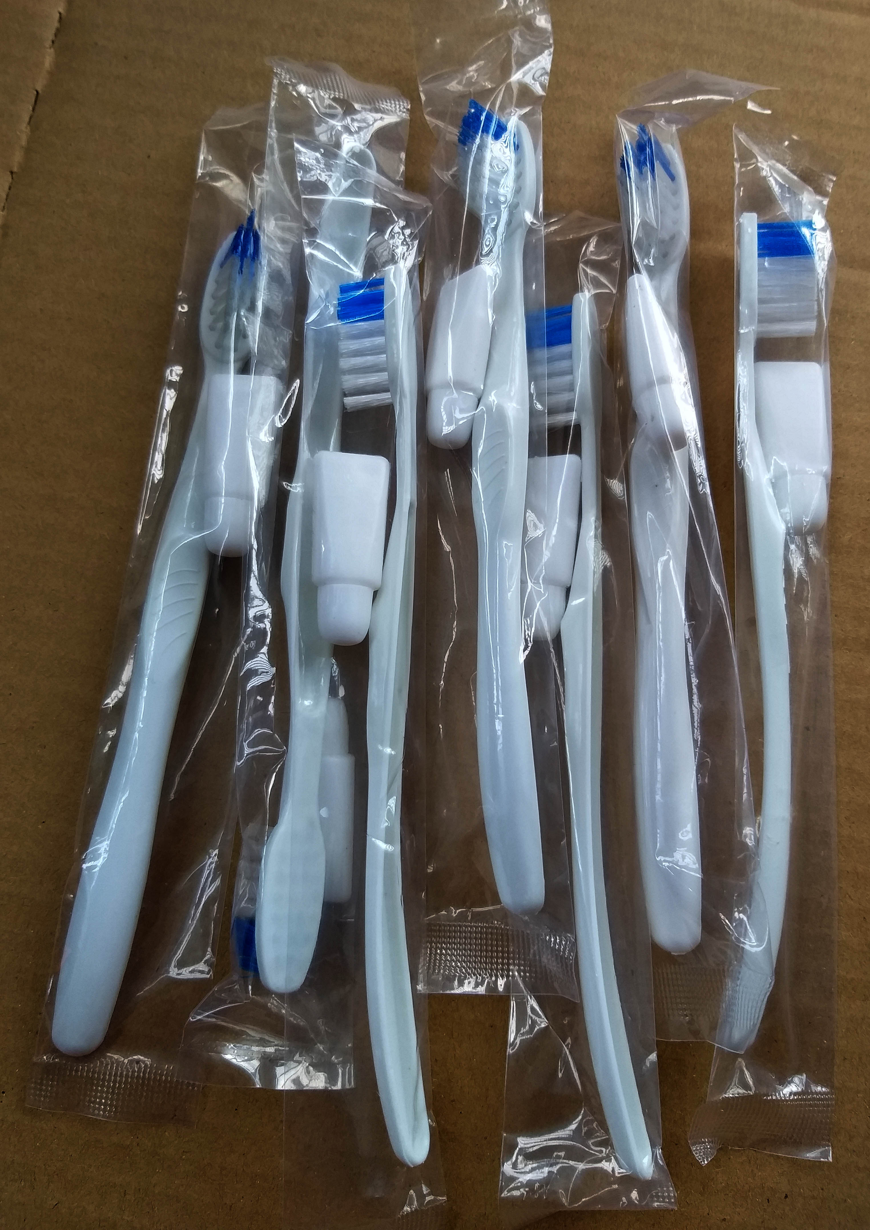 [HCM]100 bộ bàn chải nhà ghỉ khách sạn ( giá lên)