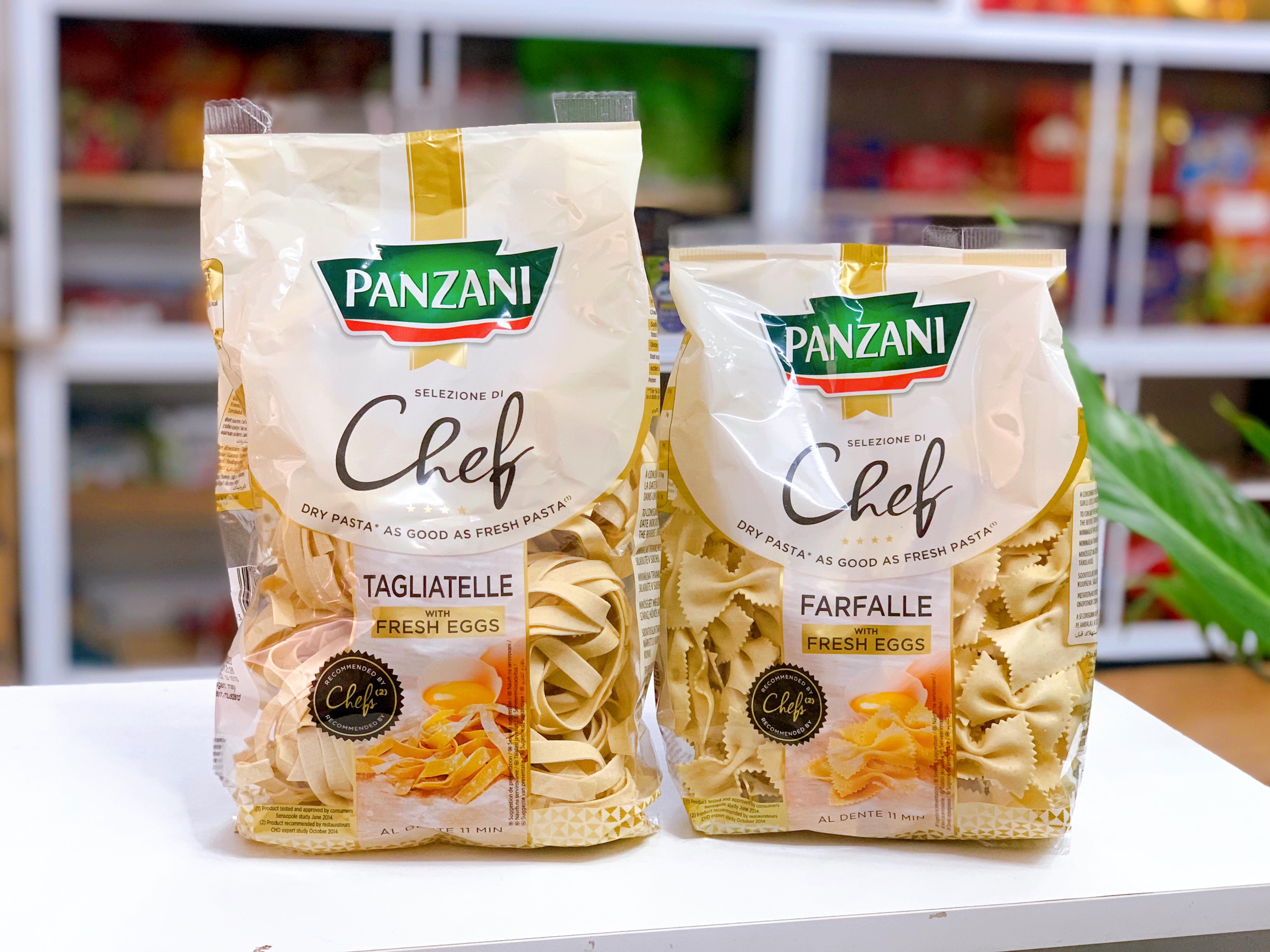 Sợi mì dài và mì hình nơ làm từ trứng PANZANI Chef Tagliatelle & Farfalle 400GR/gói