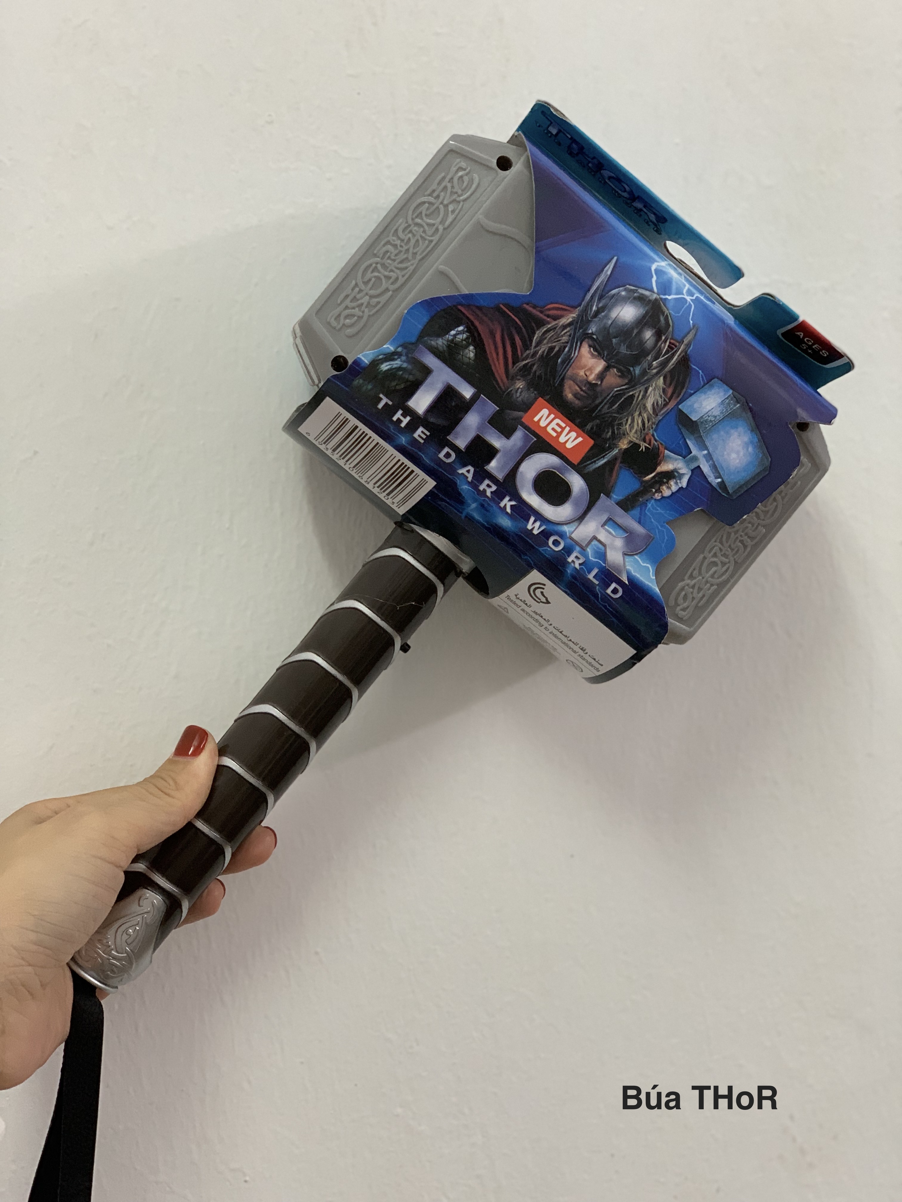 Đồ chơi cho bé búa thor