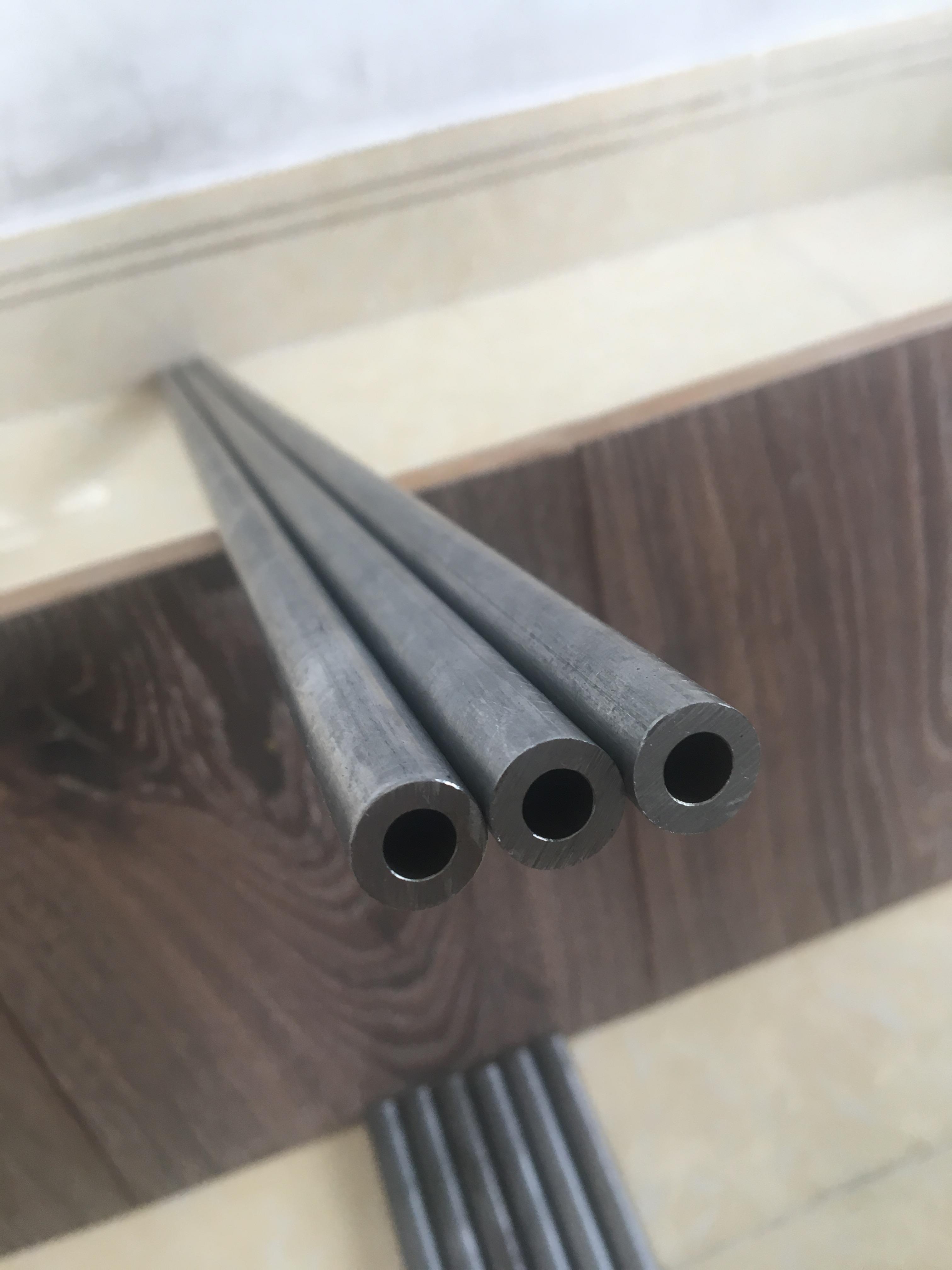 Ống thép đúc 6.4mm/phi12mm/70cm