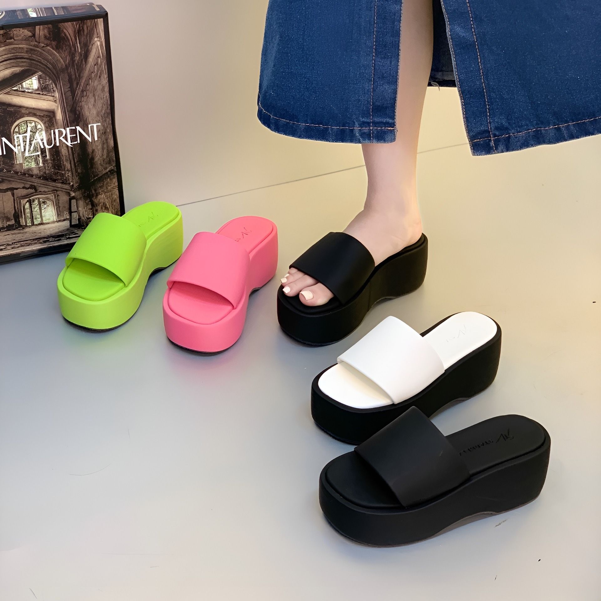 Dép nữ quai ngang bèo nhún ngọc xinh xắn