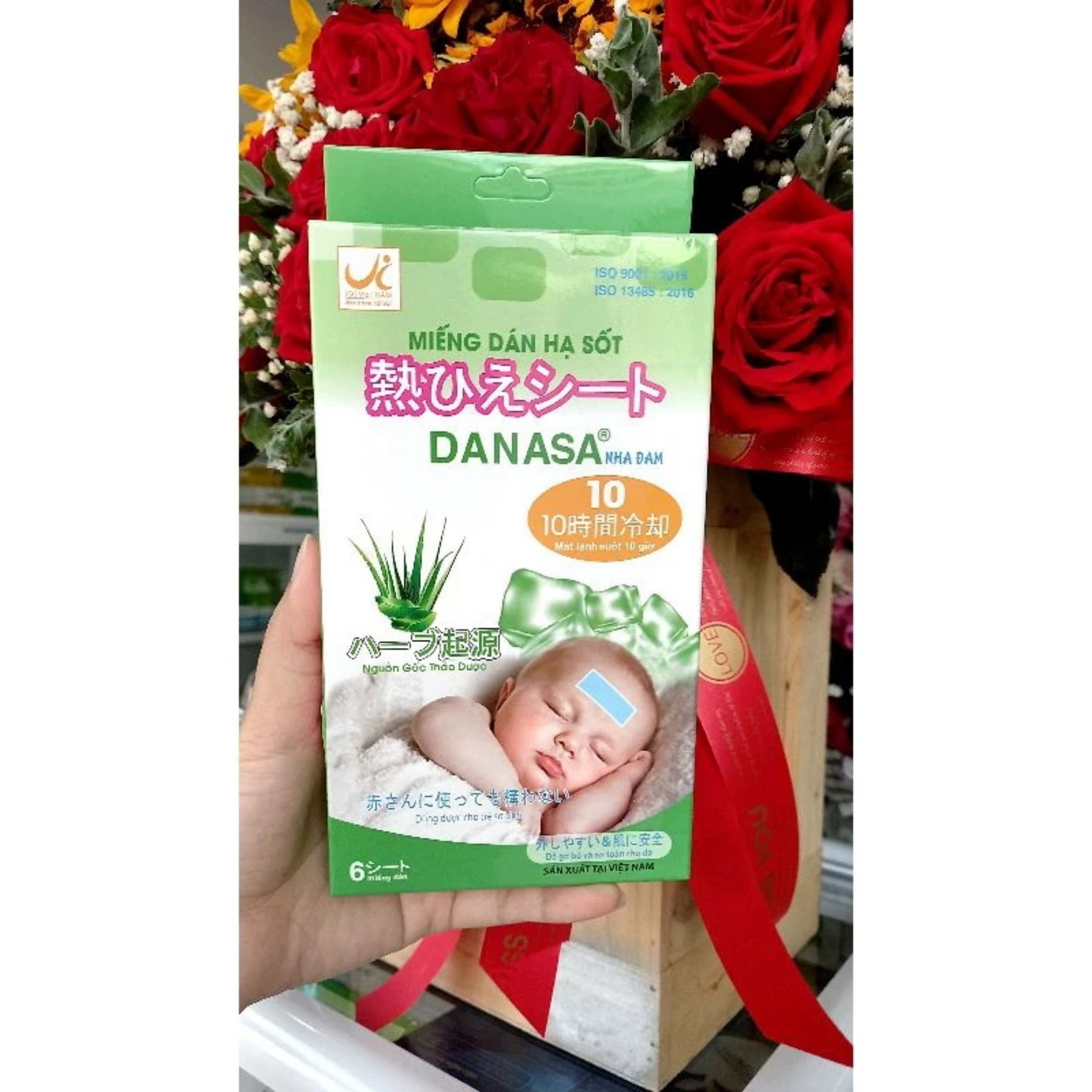 Miếng dán hạ sốt Danasa hương nha đam hiệu quả trong 10 tiếng bịch 2 miếng