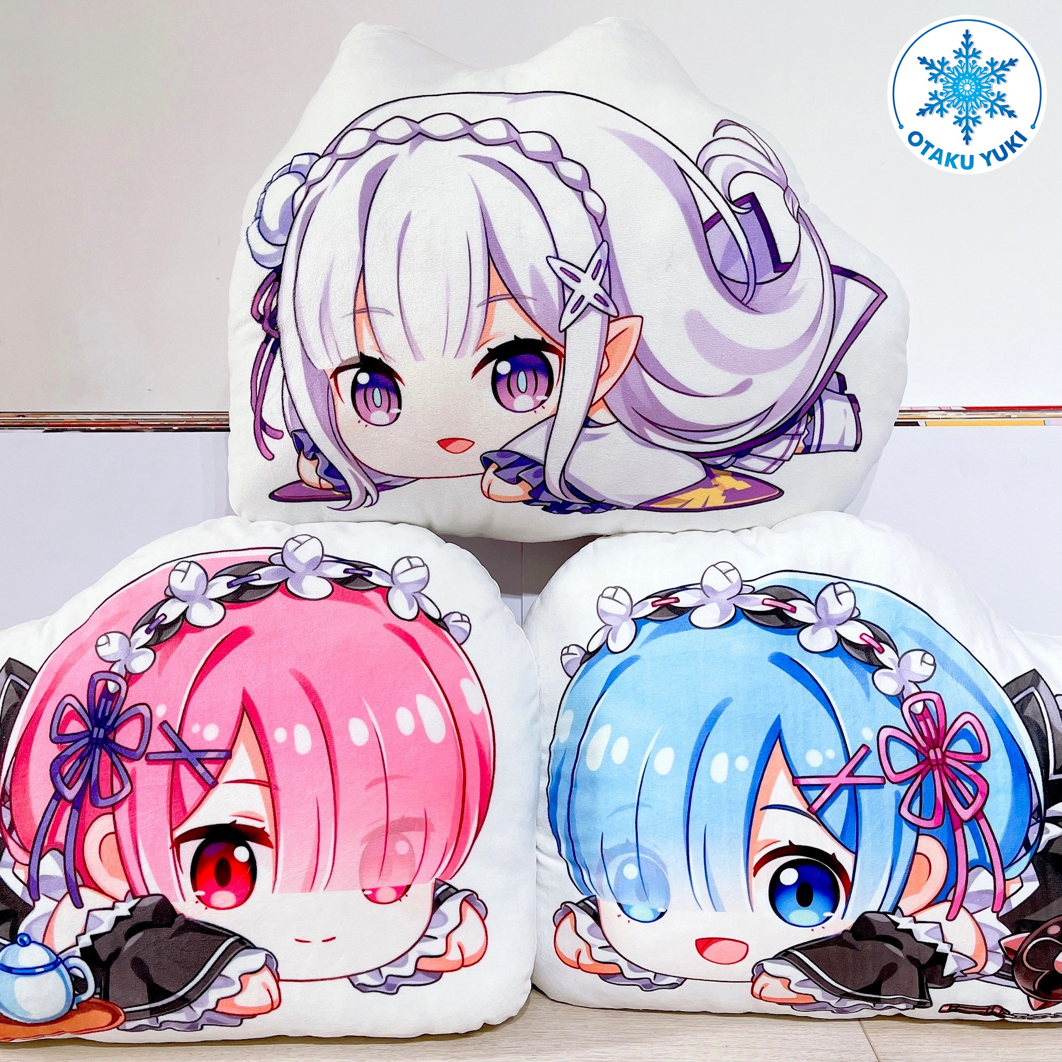 Nhồi bông re:zero - in 2 mặt khác nhau