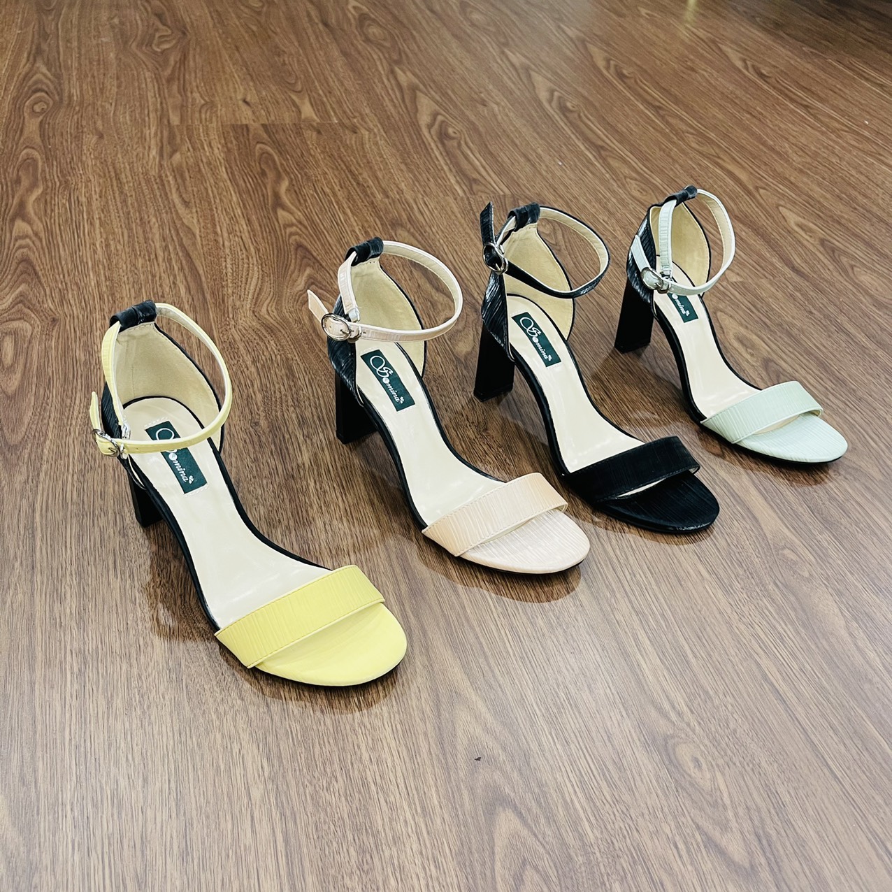 Sandal 7cm gót dẹp, quai ngang mảnh MT3089
