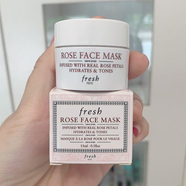 Mặt nạ hoa hồng se lỗ chân lông fresh rose face mask 15ml fullbox