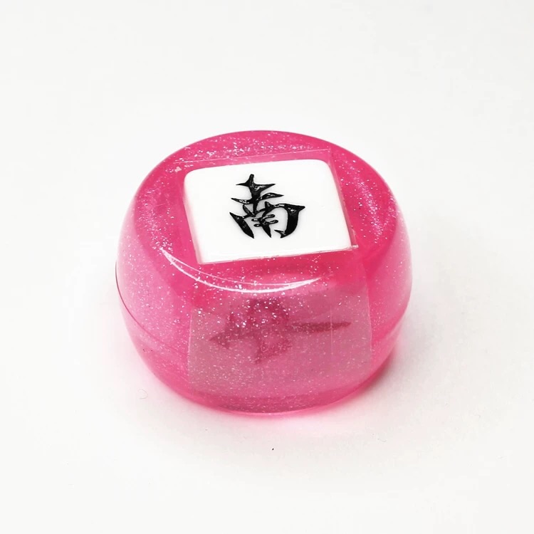 Con gió đông Tây nam Bắc