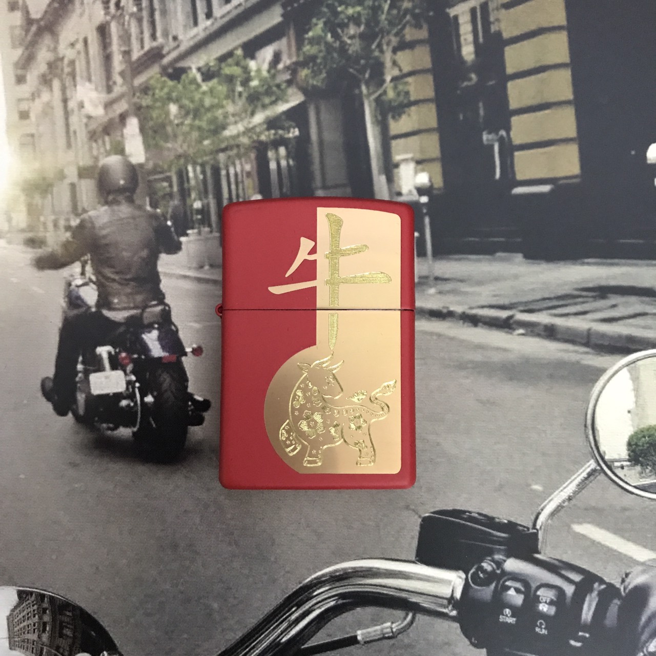 Zippo mỹ chính hãng Linh vật 12 con giáp 2021 - Trâu (made in USA) tem đỏ, chính hãng Mỹ - Manmate (không bao gồm xăng)