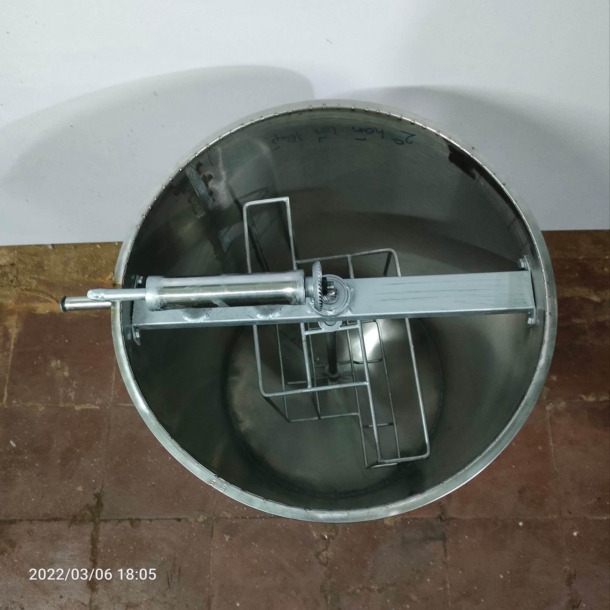 Thùng quay mật inox 2 Cầu vỏ Hàn tích điện cầu so le lõi thép
