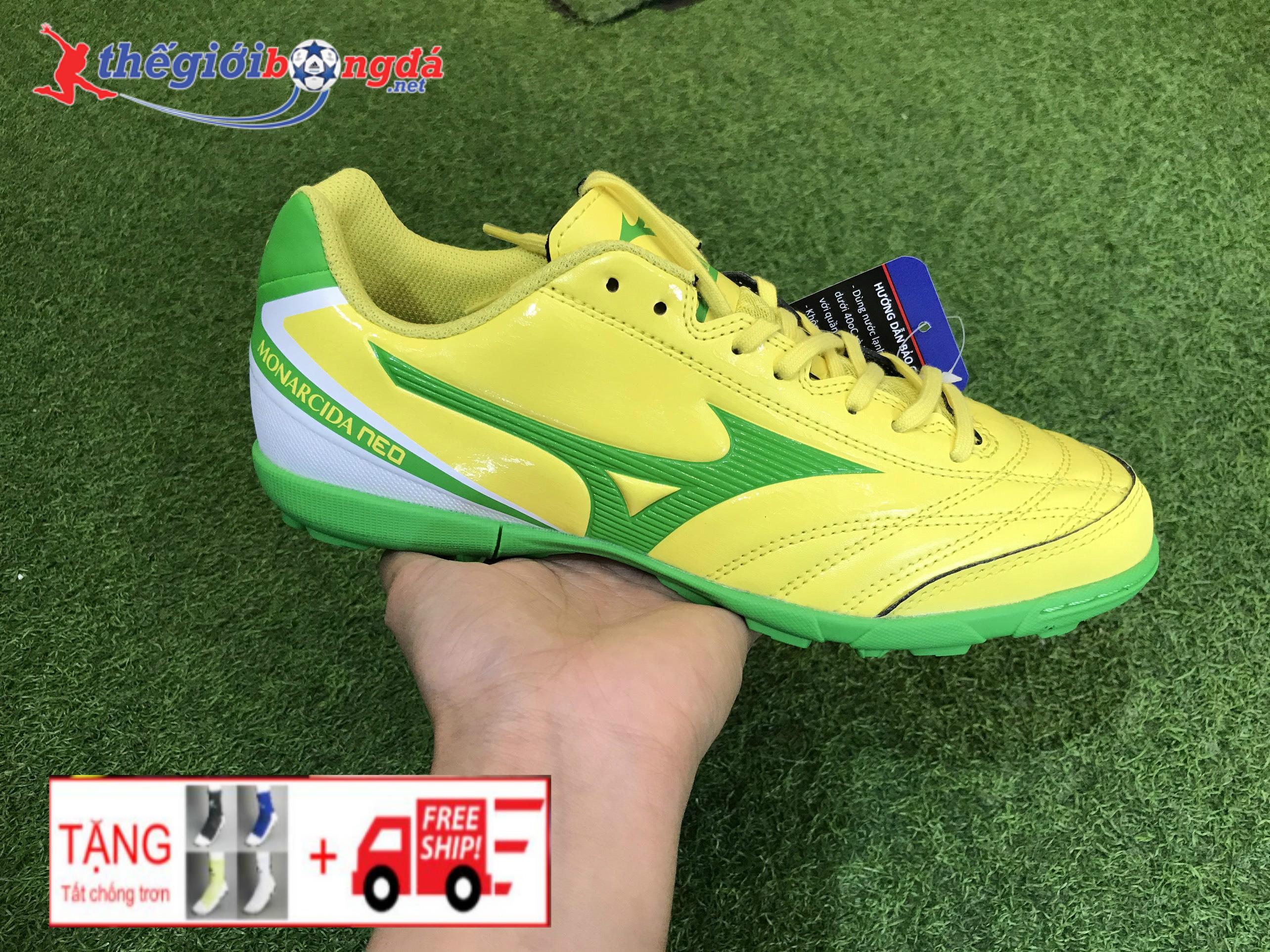 Giày đá bóng cỏ nhân tạo mizuno monar sala select tf-vàng - q1gb201235 + ship free + tặng tất cao cấp 50k