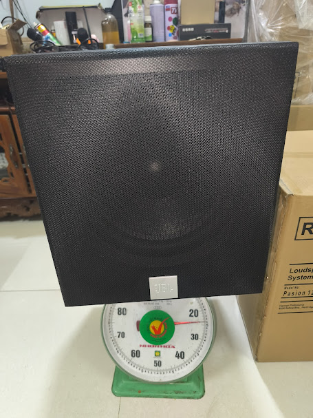 Loa Sub điện, Loa siêu trầm JBL Studio 660P, bas 30, 500W, nguồn xuyến đồng, nhập khẩu nguyên chiếc TQ