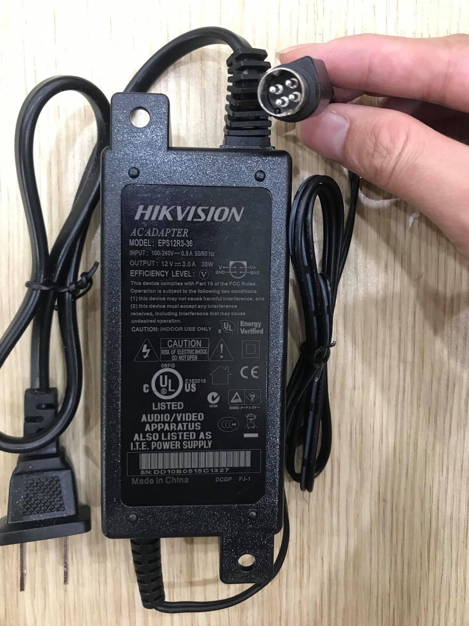 Nguồn đầu ghi hình Hikvision chân 4 pin ,adapter 12V3A cho đầu ghi Hikvision