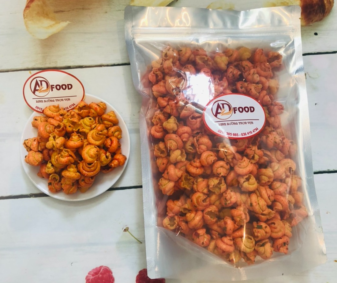 Gói 500g bánh ốc hành, hình dạng vô cùng đáng yêu