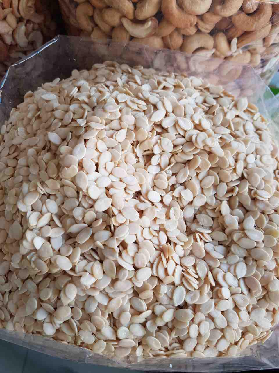 Hạt dưa ruột còn sống làm bánh trung thu 1kg - date luôn mới