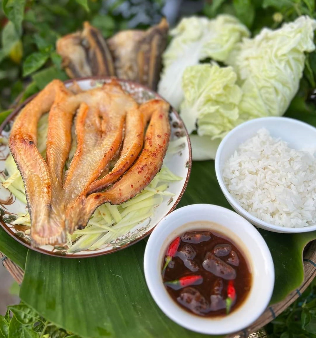 1KG Khô Cá Lóc Đặc Sản Cà Mau-đậm đà, thịt cá dai chắc, ngọt- Vựa Khô Minh Triết