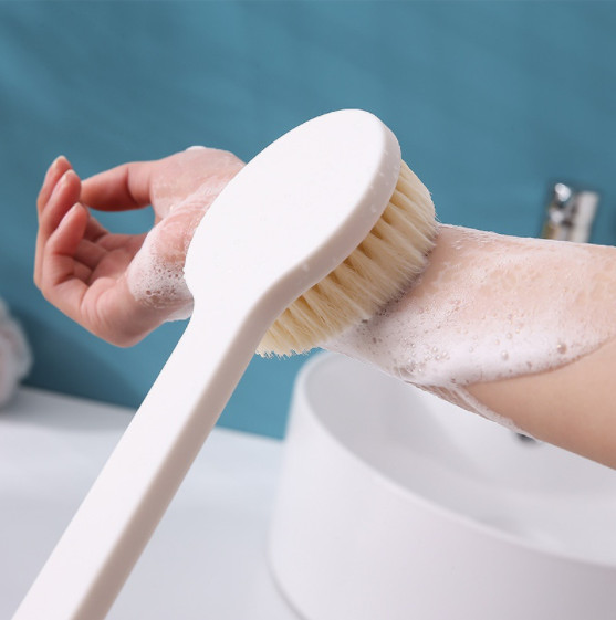  BÀN CHẢI CỌ LƯNG CÁN DÀI MUJI NHẬT BẢN LOẠI TỐT LÔNG SIÊU MỀM ÊM DỊU CHO DA - CÂY TẮM CHÀ LƯNG KIÊM MASSAGE TẨY TẾ BÀO CHẾT CHO DA NGĂN NGỪA MỤN LƯNG HIỆU QUẢ 