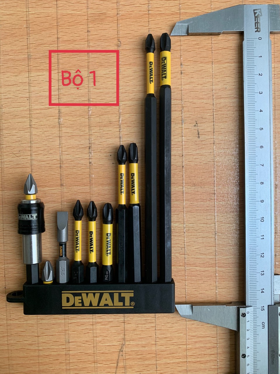 Bộ mũi vít ph1 ph2 ph3 sl6 sl8 đầu chuyển bu lông đầu nối vít đầu bắn tôn dewalt thông dụng