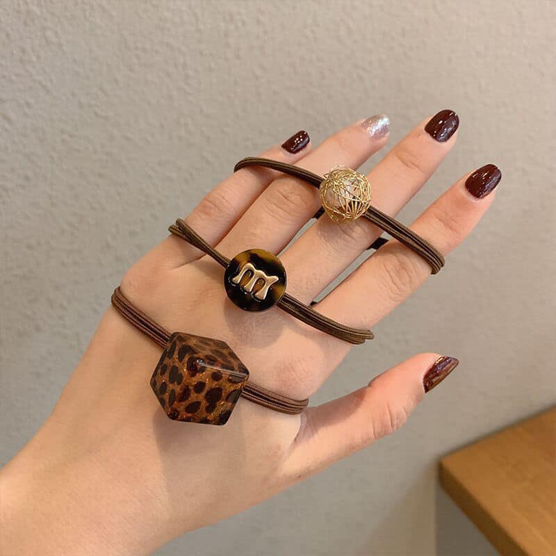 Dây cột tóc thiết kế dễ thương dành cho nữ