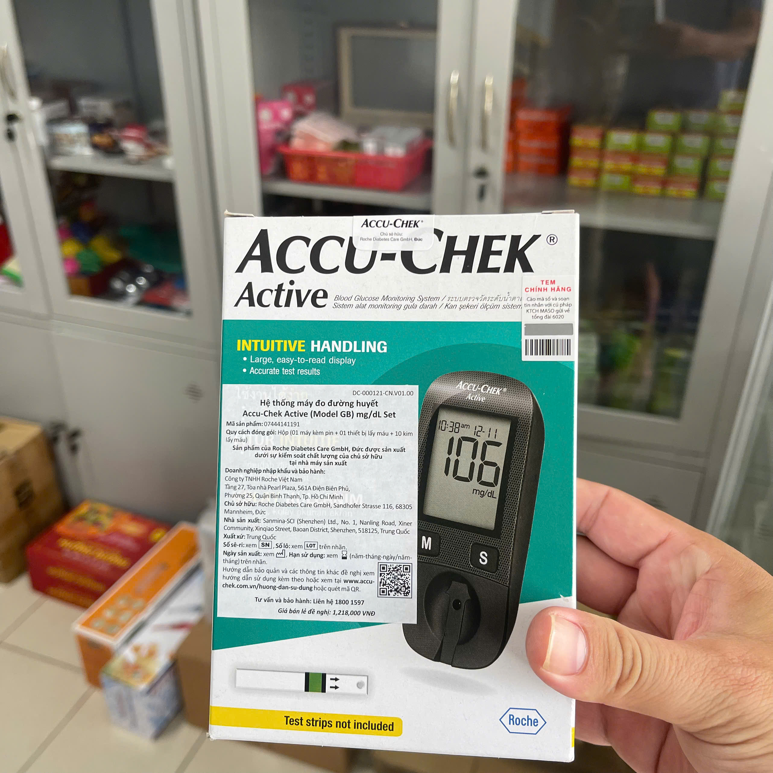 Accu Chek Active blood glucose meter