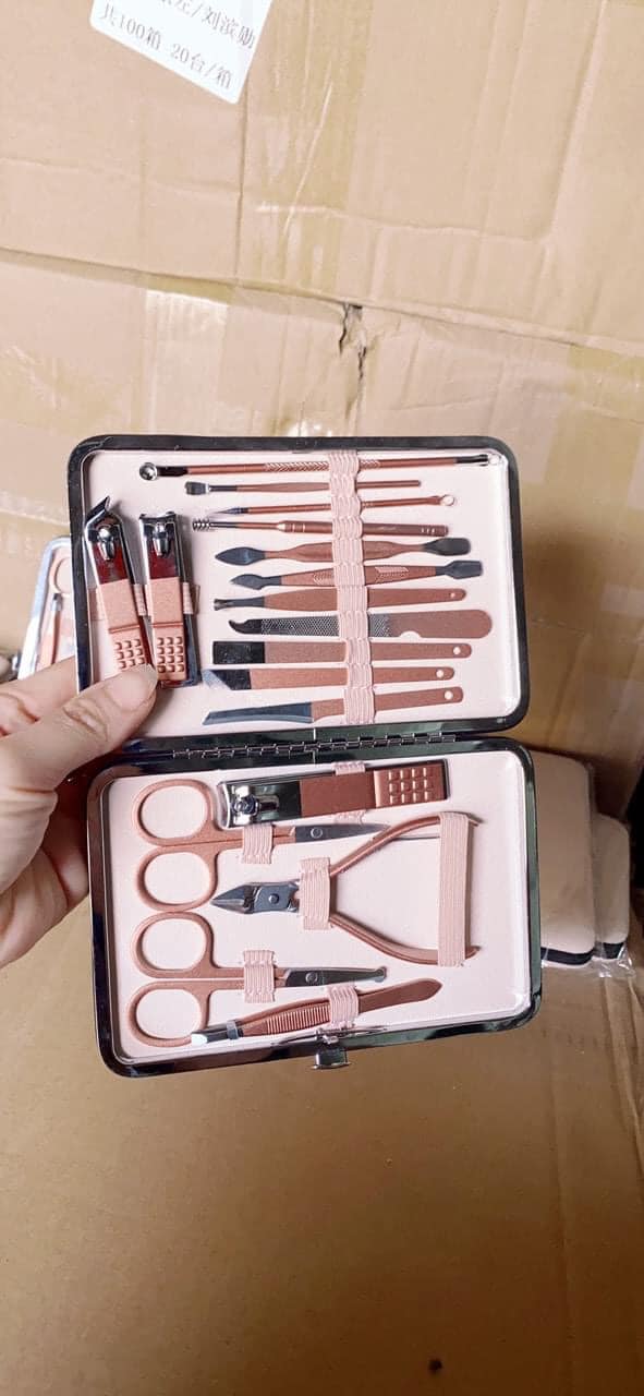 Bộ kiềm cắt, bấm dũa móng tay 18 món nail care tiện dụng