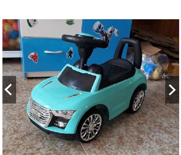 Xe bơi lắc chòi chân Ô tô