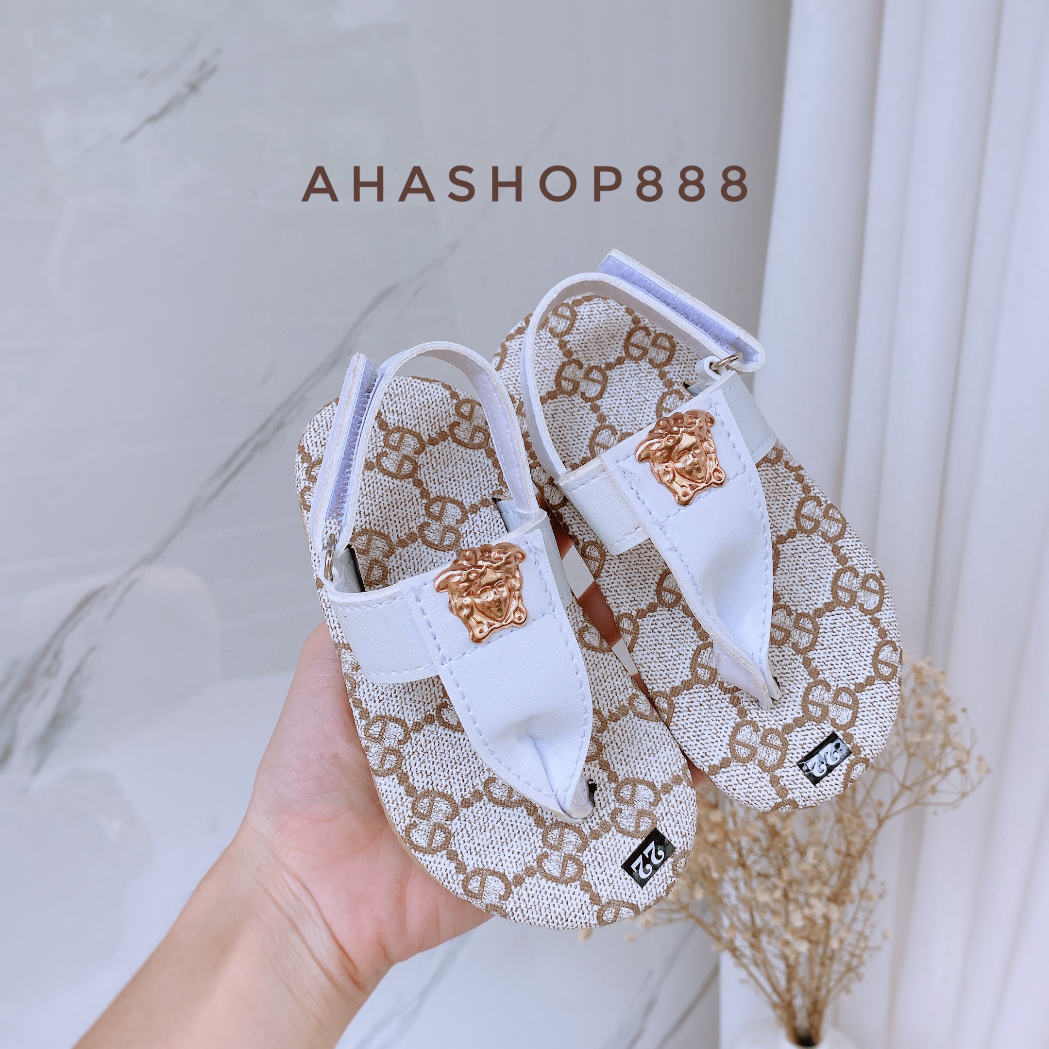 Sandal xỏ ngón phong cách năng động cho bé trai k139