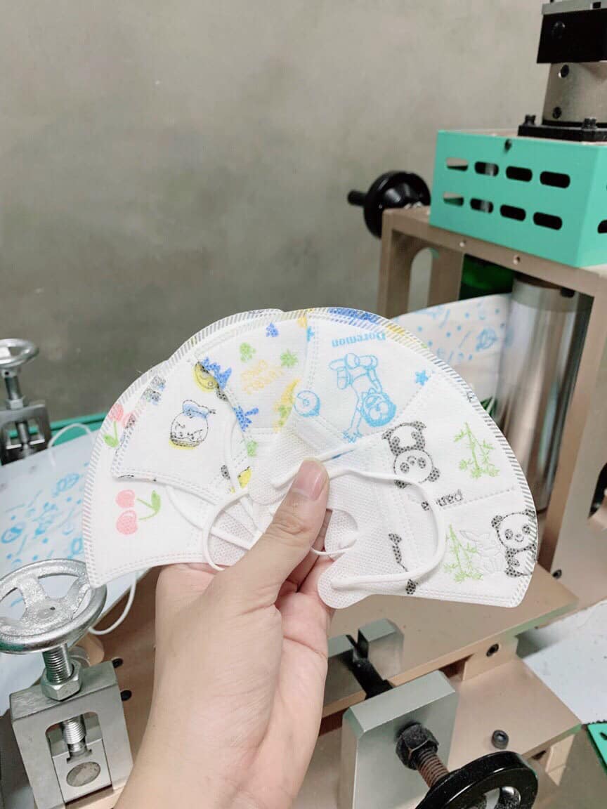 Combo 50 chiếc khẩu trang 5D cho bé