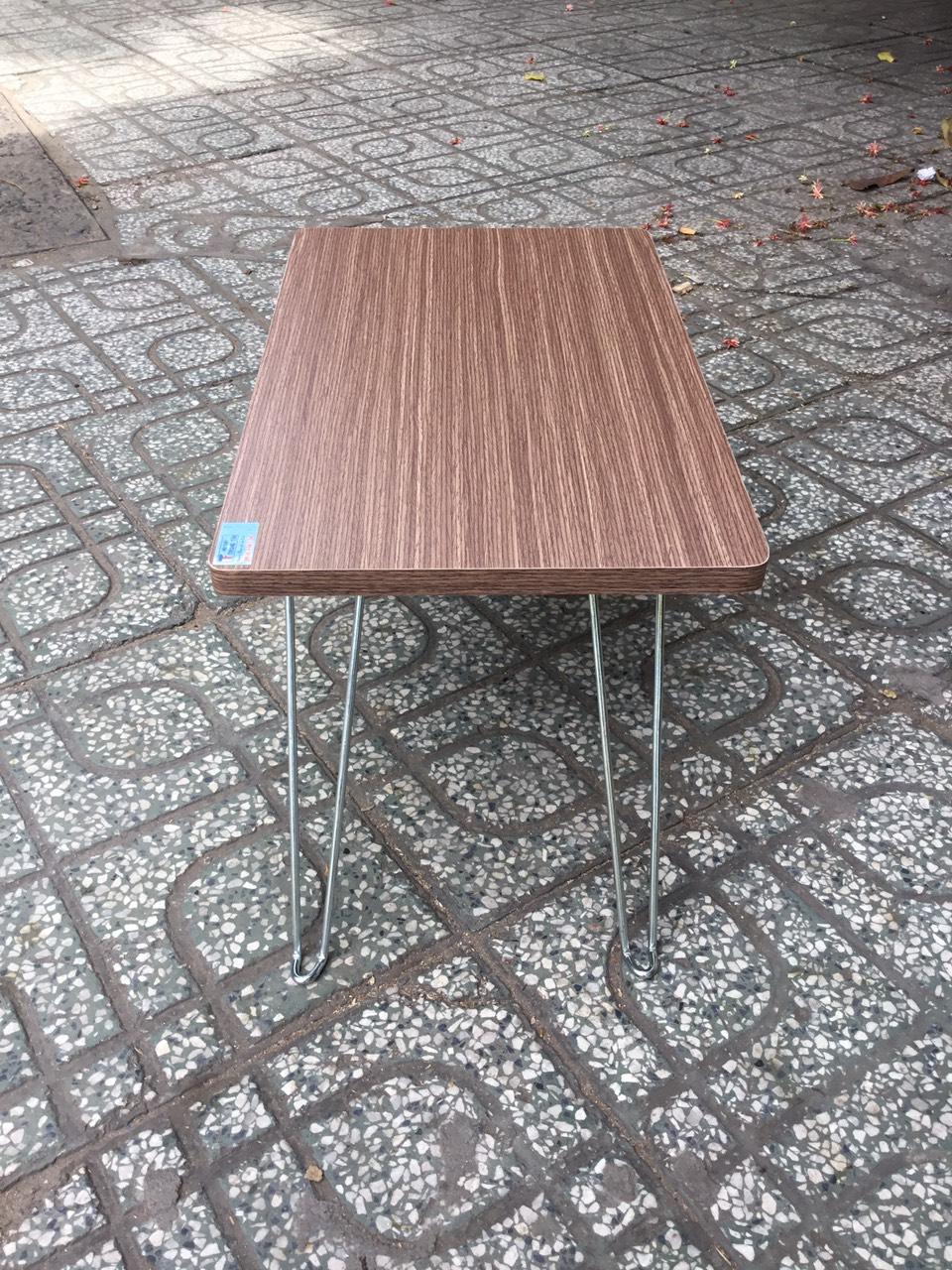 Bàn xếp sinh viên chân láp 40*60