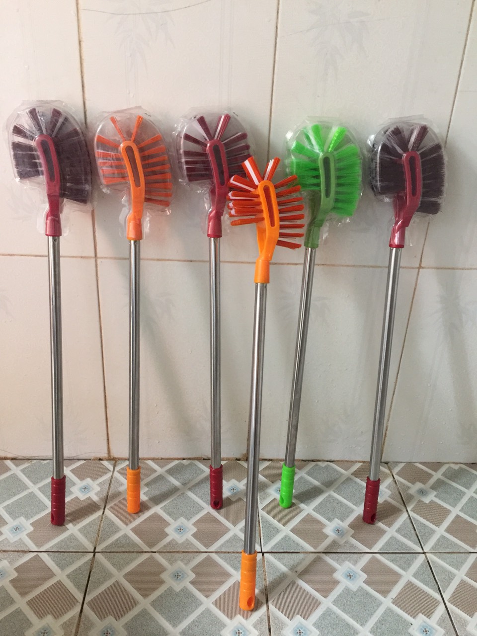 Chổi cọ toilet/nhà vệ sinh 2 đầu cán dài