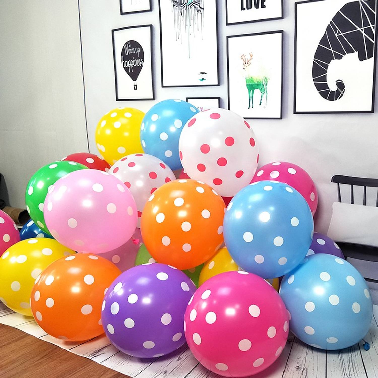 Bóng cao su chấm bi cỡ 12inch dùng trong trang trí tiệc thôi nôi, tiệc sinh nhật RedDove