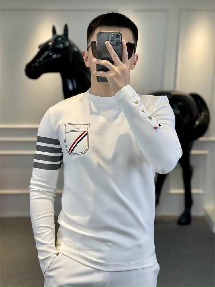 [HCM]Áo Thun Nam- Áo Phông Tay Dài Cổ Tròn Cao Cấp Hàn Quốc - Chất Vải Dày Dặn 100% thun cottong THU ĐÔNG MẪU MỚI TRẺ TRUNG THANH LỊCH DG SHOP ms 5603