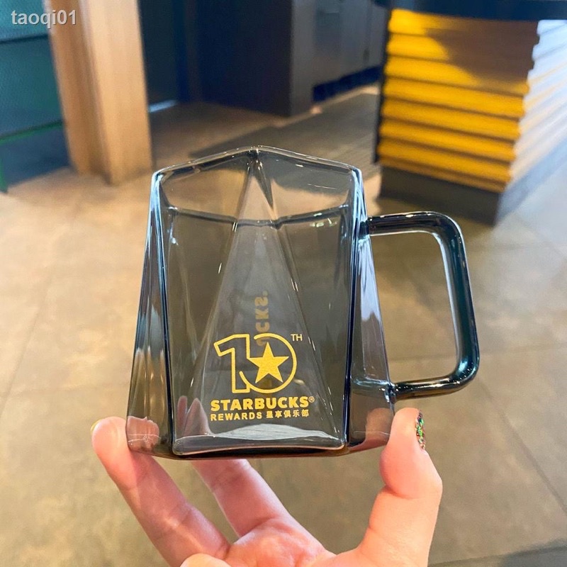 Cốc thủy tinh Starbucks màu đen kỷ niệm 10 năm