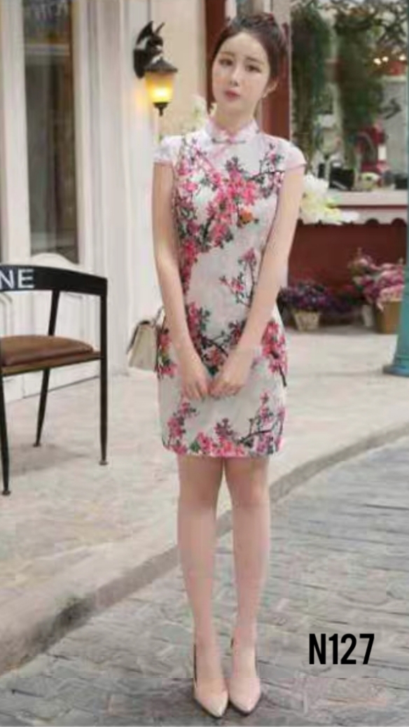 Sườn xám Thượng Hải cao cấp. Hàng nhập chính hãng. Cam kết uy tín, chất lượng vượt trội.