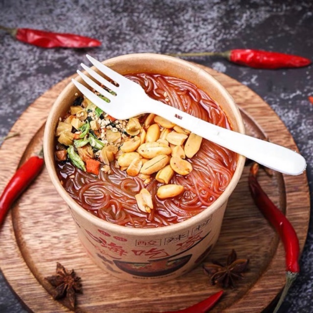 1 thùng miến chua cay trùng khánh 6 hộp