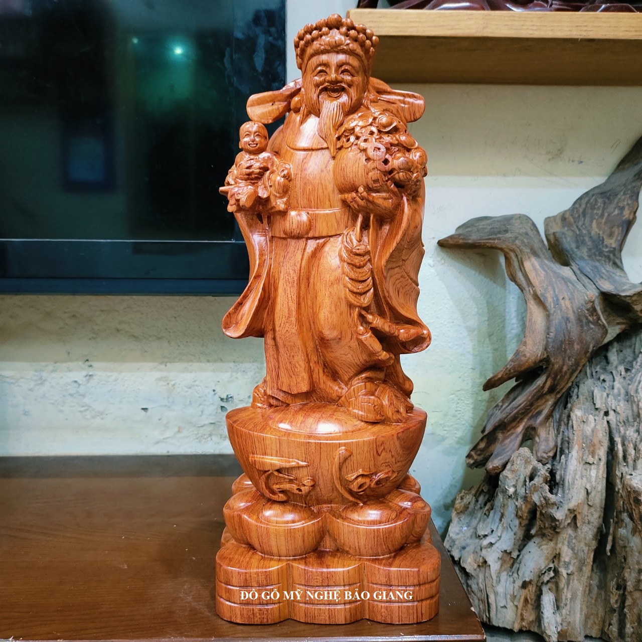 Tượng thần tài gỗ hương cao 40 cm