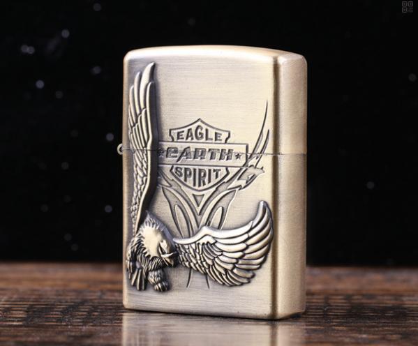 Bật lửa hộp quẹt Zippo Đồng Khắc Hình Đại Bàng Z7- Loại tốt