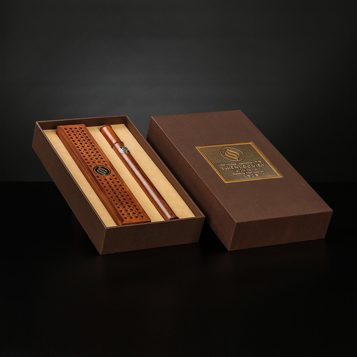 Bộ quà tặng Trầm hương TLV03 Thiên Lộc Việt thanh trầm không tăm tiện dụng Thiết kế sang trọng