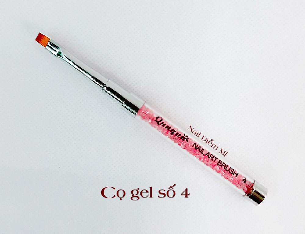 Cọ đắp gel cán đá hồng số 4