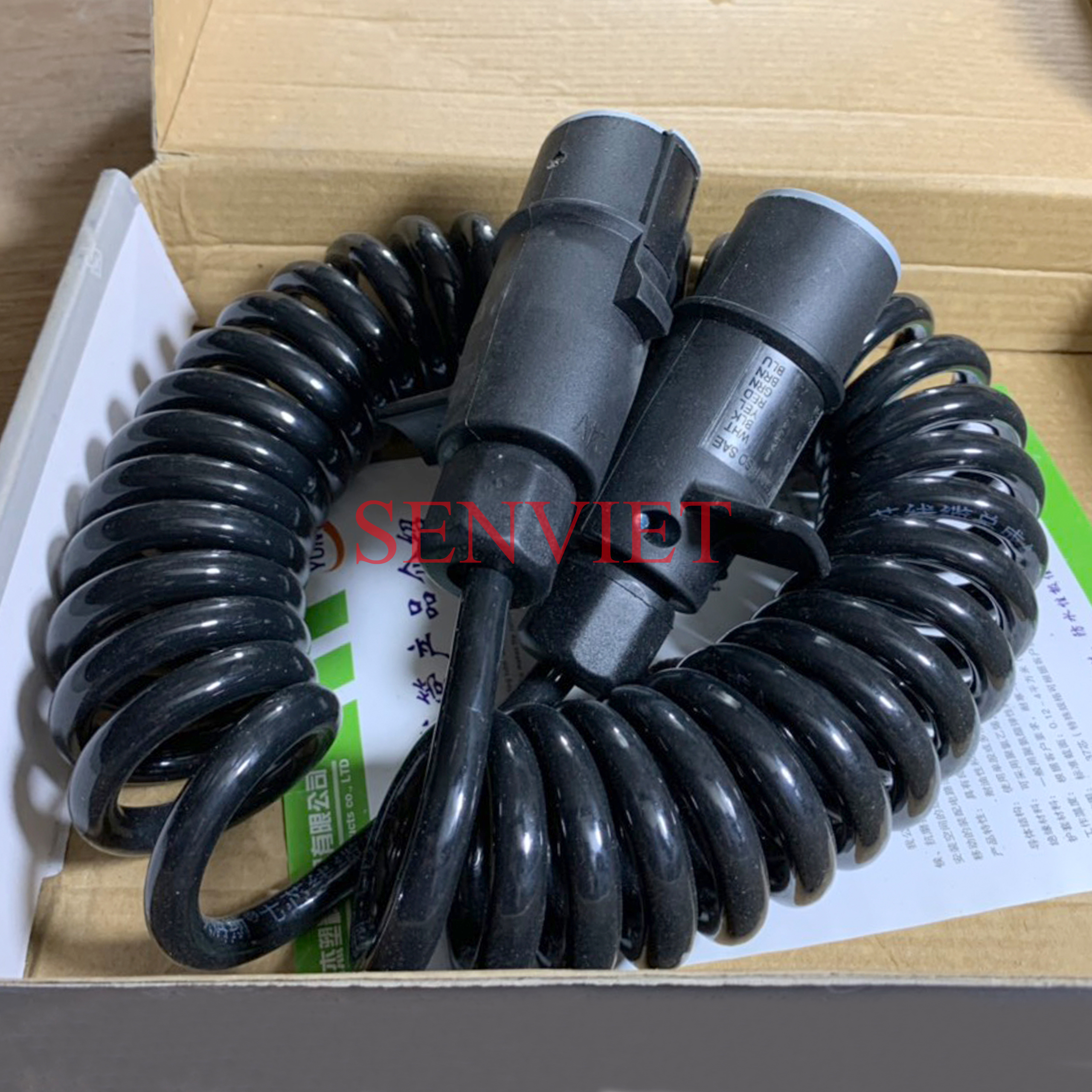 Bộ dây điện nối mooc - cabin xe tải