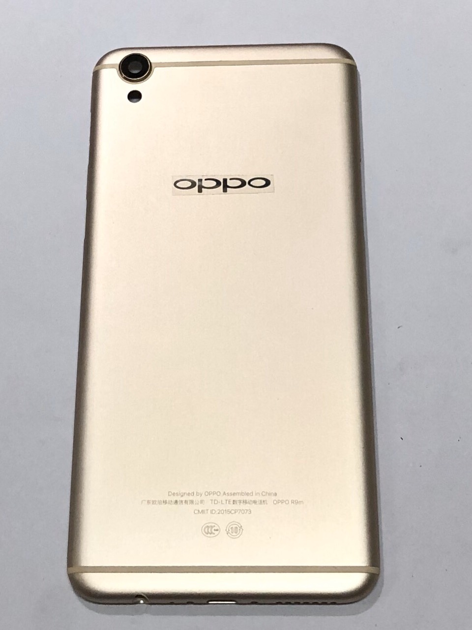 Nắp lưng oppo f1 plus
