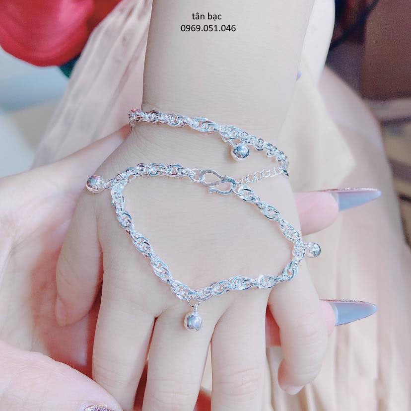 Lắc tay trẻ em treo chuông sáng đẹp . bạc chuẩn 100%